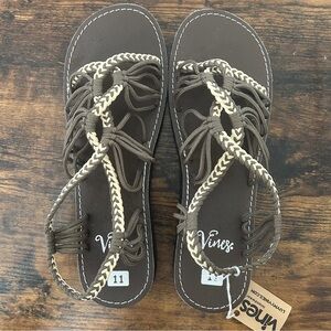 NWT Vines Islandwear Brown and Cream Braided Rope Women's Sandals Summer 11